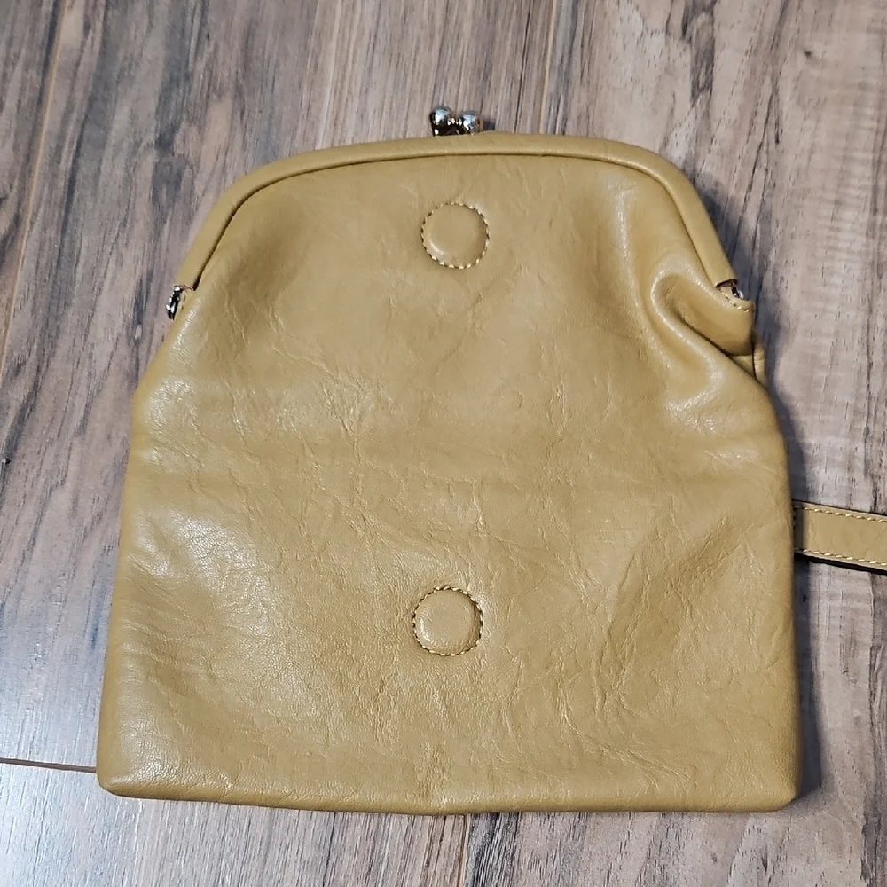 Cato Women’s Retro Whimsical Clutch Bag